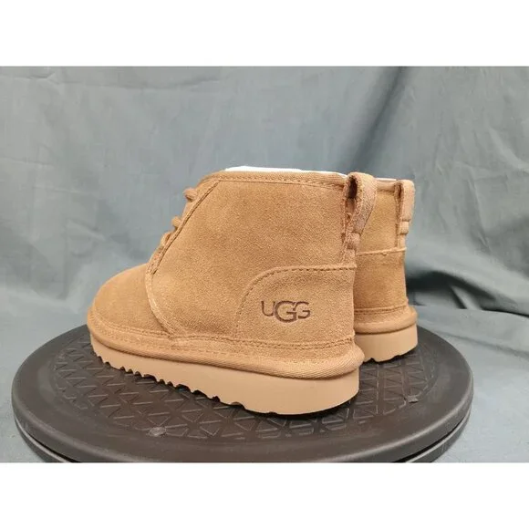 UGG Australia Kids Neumel II Boots Suede Lace-Up Chestnut Size 4 NEW IN BOX! - Picture 6 of 13